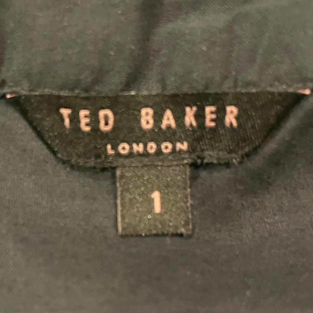 Ted Baker Black Blouse with White Floral Design - Picture 4 of 4